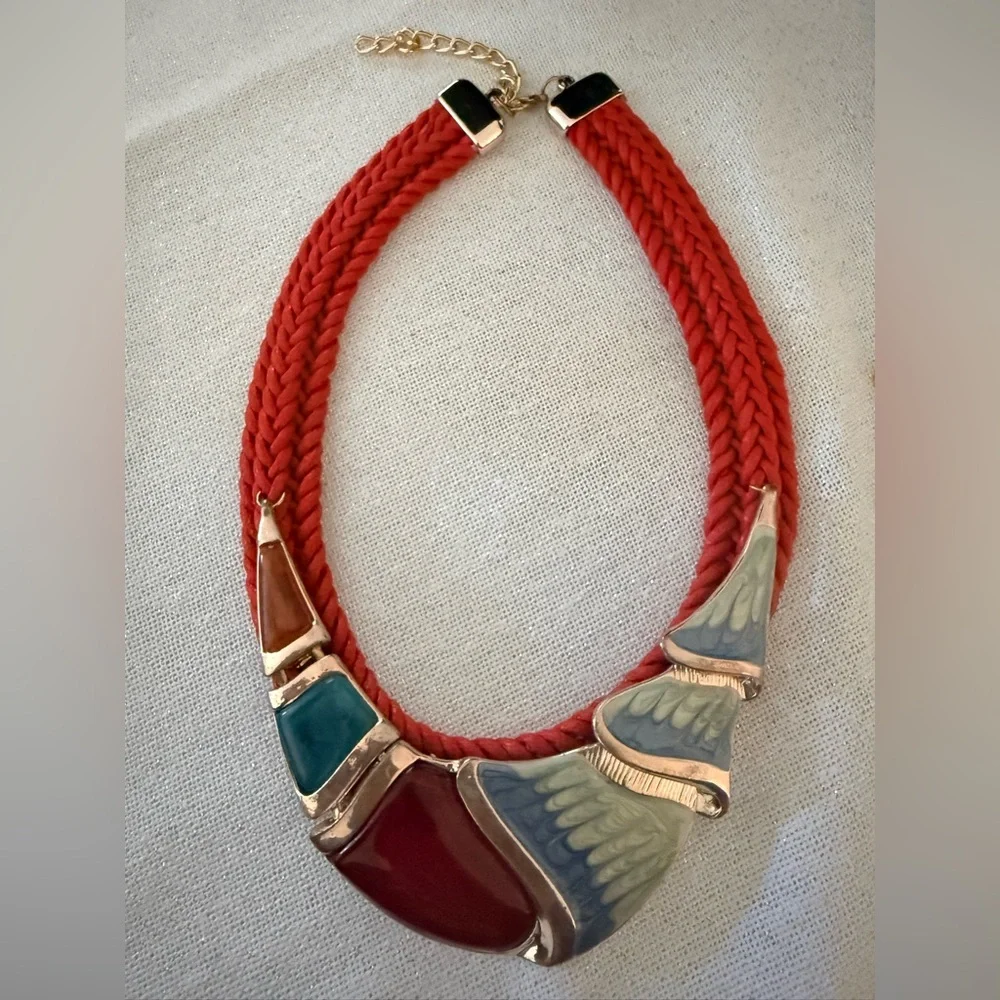 Vintage Colorful Beaded Necklace and earrings 
6 necklaces 
2 earrings - Picture 2 of 16